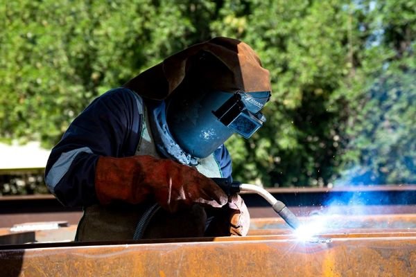 Steel engineering company dubai